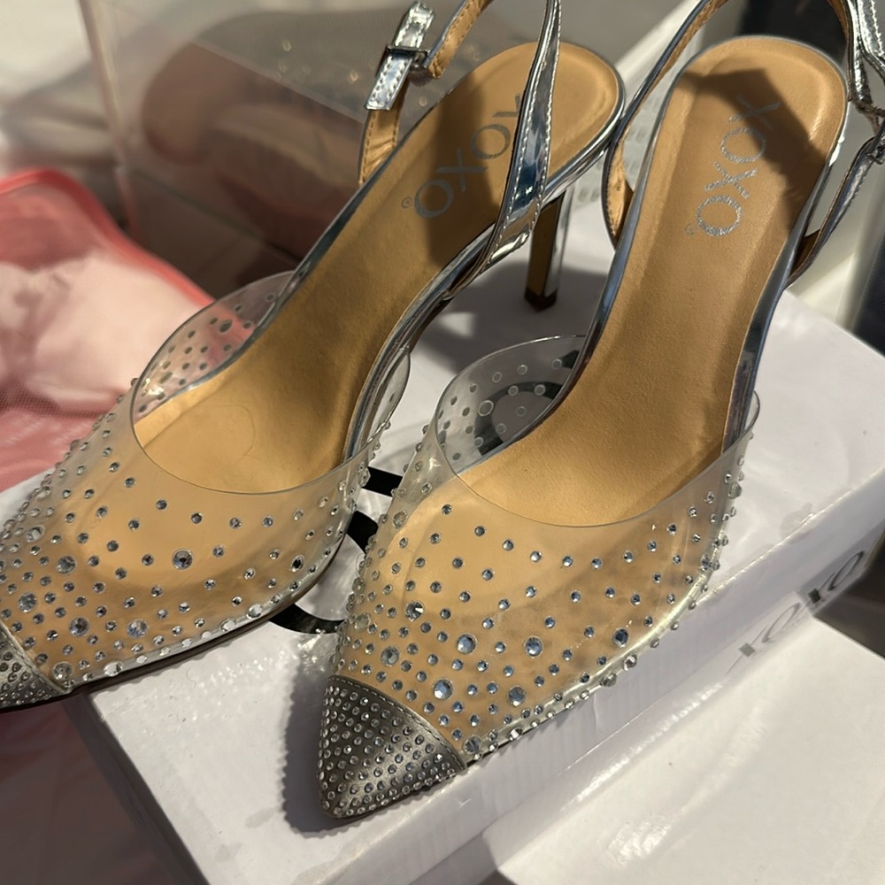 Xoxo  diamonds heels